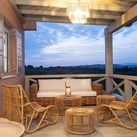 Villa Olive Grove Rock *