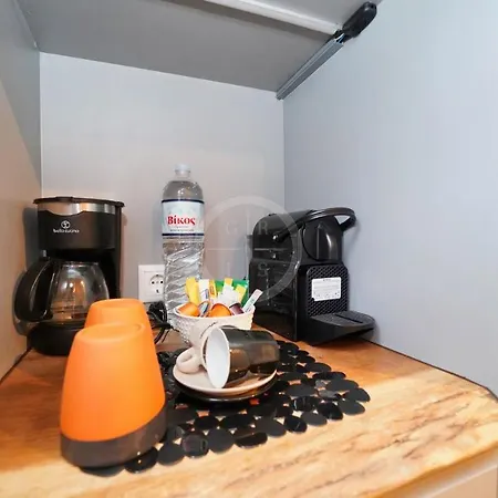 Villa Olive Grove Rock