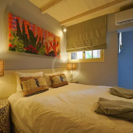 Olive Grove Rock Villa Aghios Emilianos (Peloponnese)