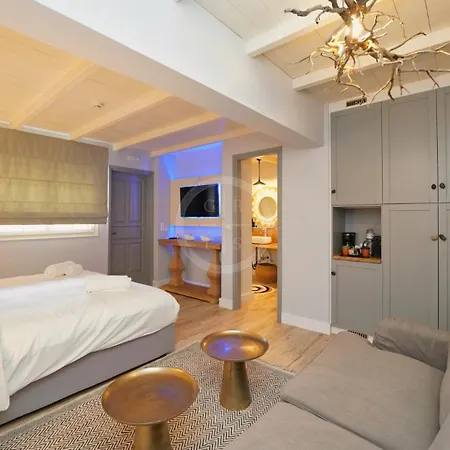 Olive Grove Rock Villa *