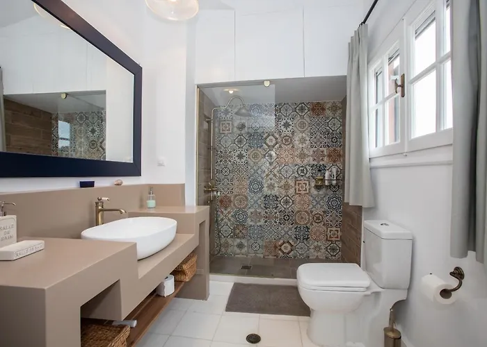 Villa Olive Grove Rock