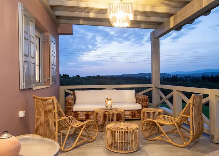 Villa Olive Grove Rock *