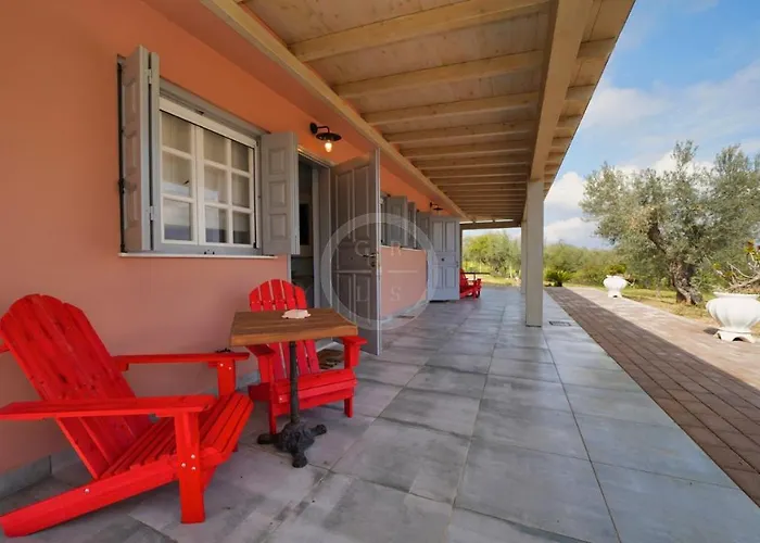 Villa Olive Grove Rock