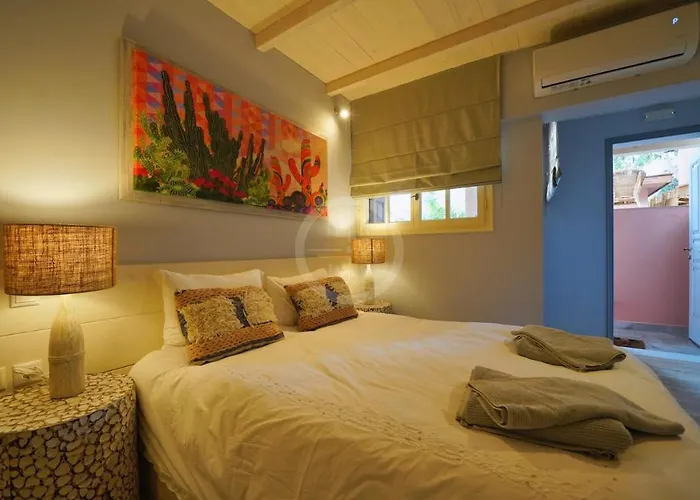 Olive Grove Rock Villa Aghios Emilianos (Peloponnese)