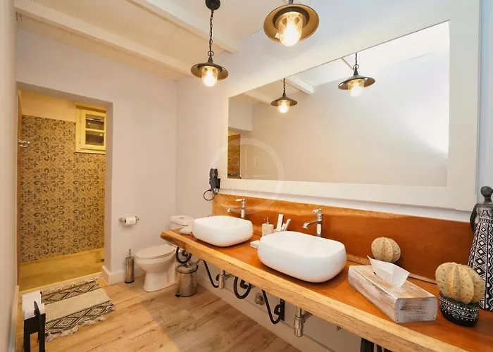 Olive Grove Rock * Aghios Emilianos (Peloponnese)